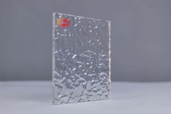 Versatile And Lightweight Textured Clear Plastic Sheet For Indoor And Outdoor