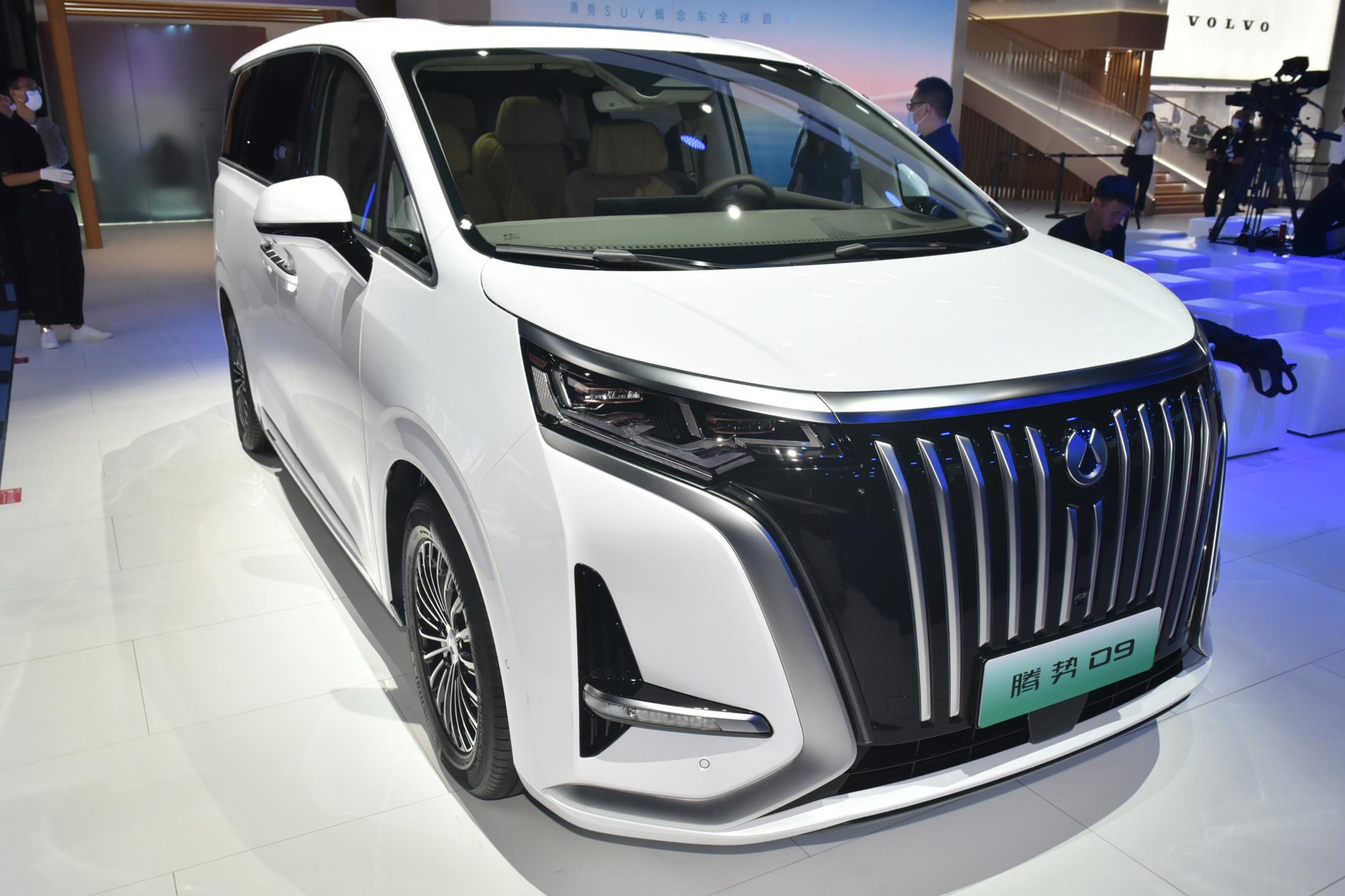 Tengshi 1.5T Electric 7 Seater MPV All Wheel Drive 180km/h Plug In Hybrid Cars