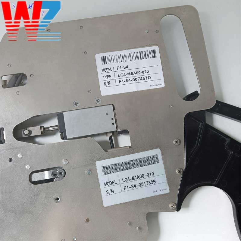 SMT F1 Ipulse Feeder 8*4mm LG4-M1A00-021 LG4-M1A00-030 Ipulse Feeder