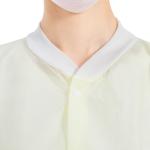Hospital Non Woven Disposable Lab Coats With Cuffs And Neckline