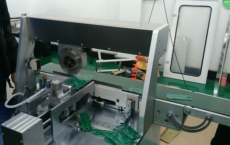 Automatic Multi Blade PCB Milling Machine For Short LED Aluminum Board