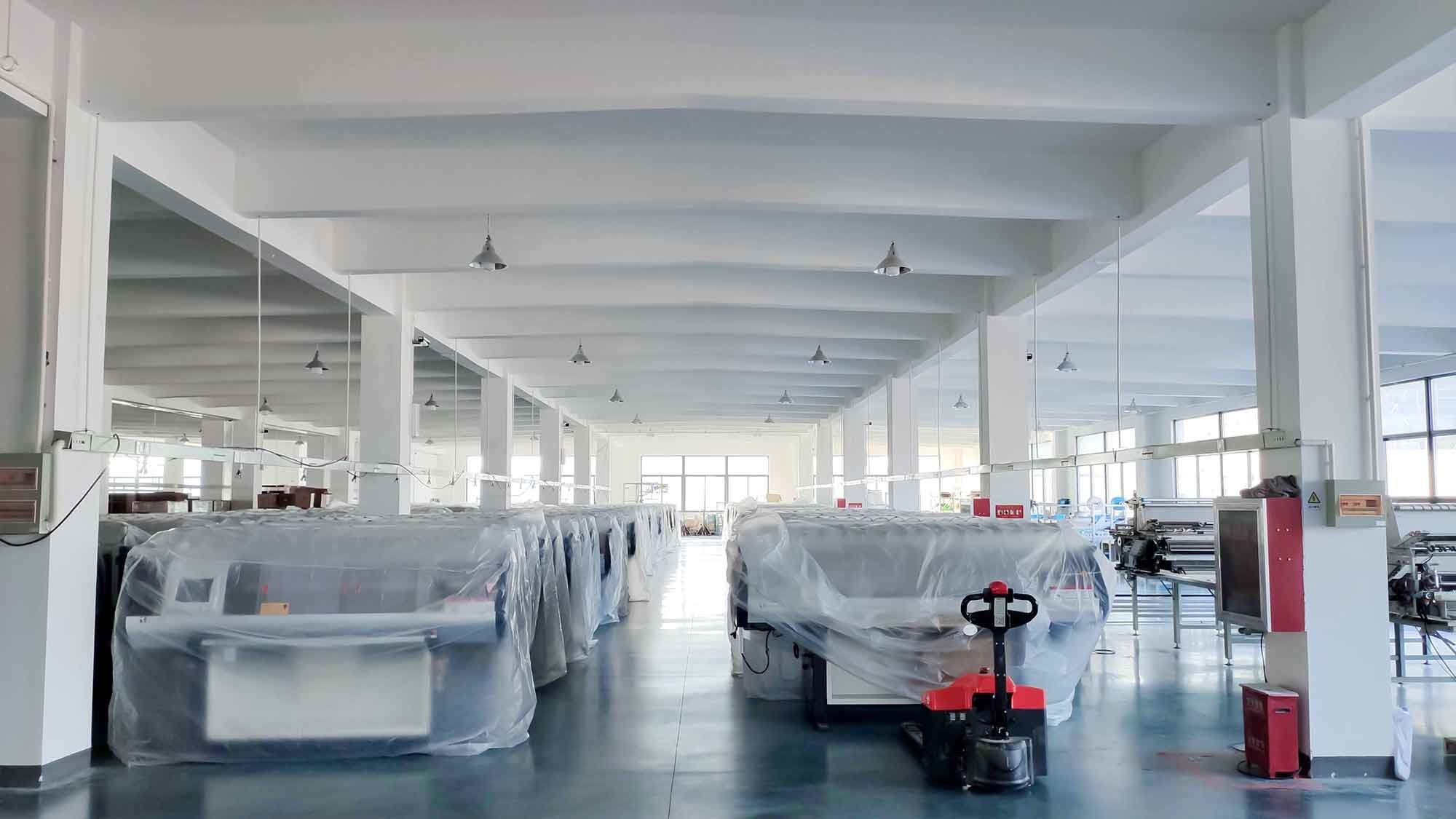 Three System Automatic Control Flat Knitting Machine 52 Inch 12G