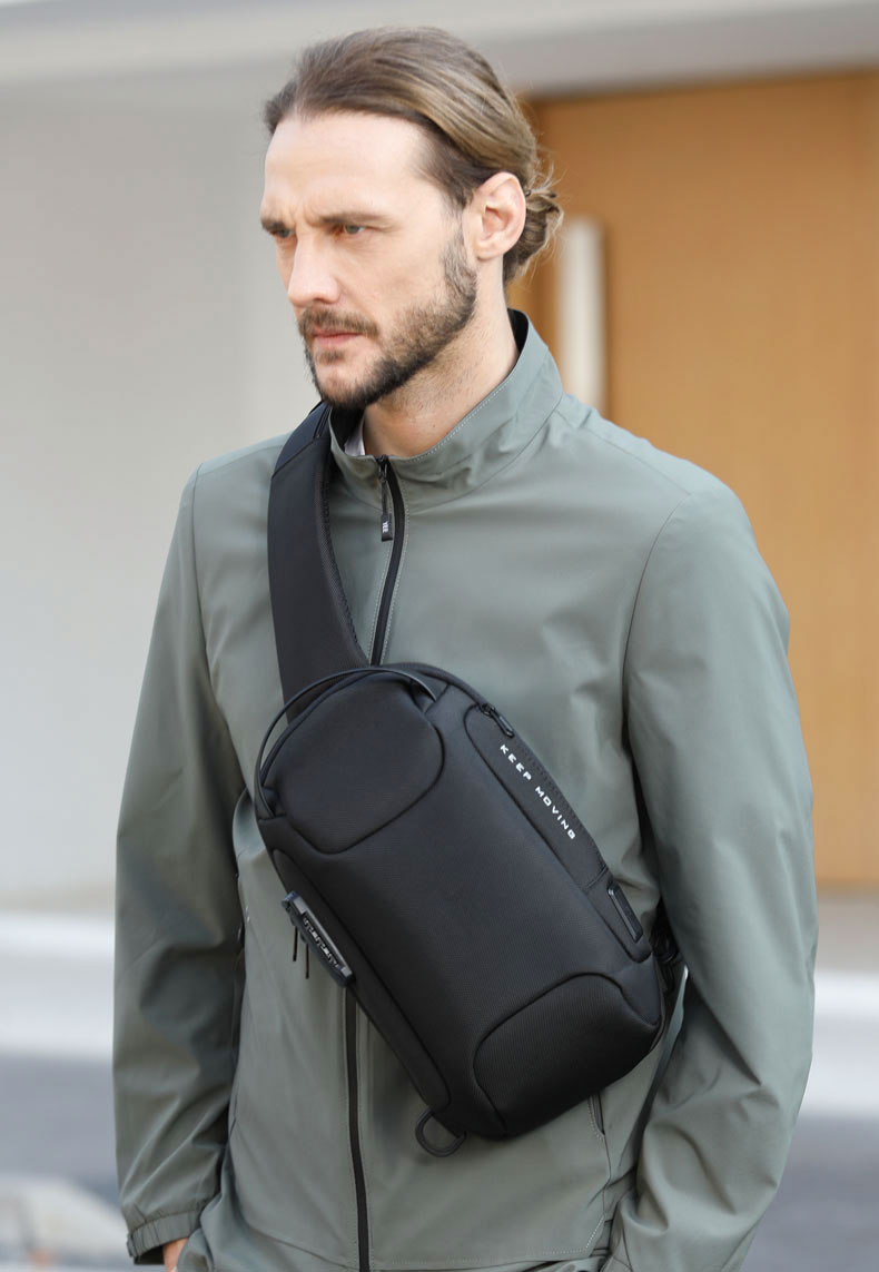 Factory wholesale waterproof fashion anti theft crossbody chest shoulder sling bag for men
