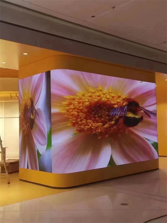 Ultra-Thin Flexible Led Screen Panel Outdoor P1.8 P2 S Shaped