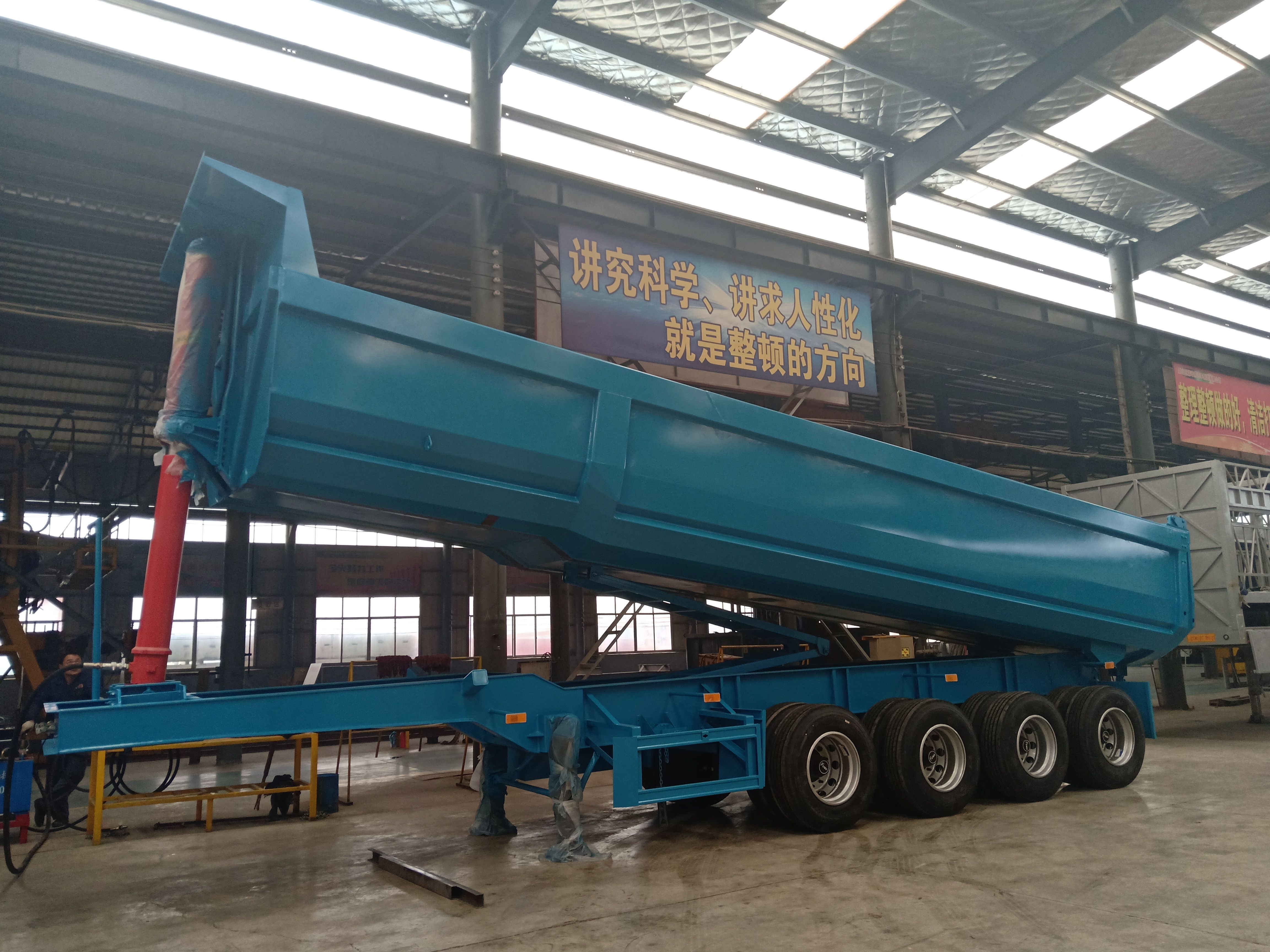 U Shape Rear Tipper Trailer to Kenya with 11.00r20/12r22.5 Tire Size and Fuwa Axle
