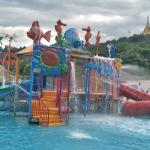 Large Capacity Garden Splash Water Playground With Children Water Slide