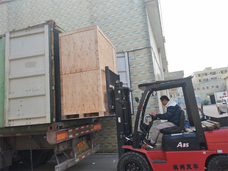 Variable Dehumidifying Hopper Dryer Equipment With 40-16000L Capacity for Plastic Drying