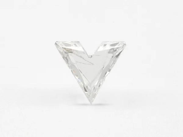 Letter Shape Diamonds Colorless Lab Made Diamonds CVD Synthetic Diamonds Lab