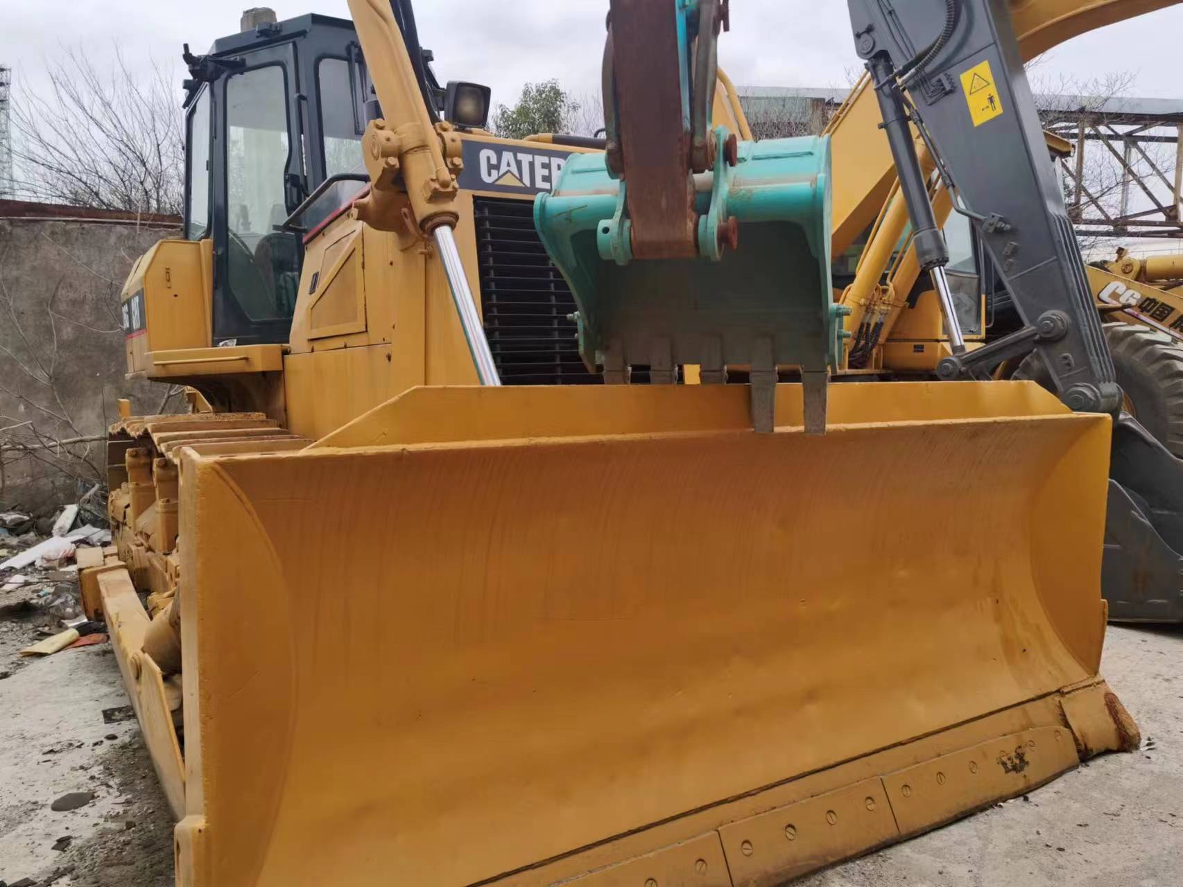 Japan Bulldozer Caterpillar D6G/Dozer Used CAT Bulldozer D6 D7 D7R D7G D7H D6R from Japan
