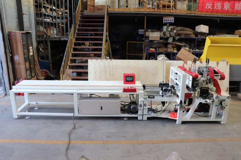 Wood Block Pallet Automatic Nailing Machine EPAL Pallet Feet Connection Nailer