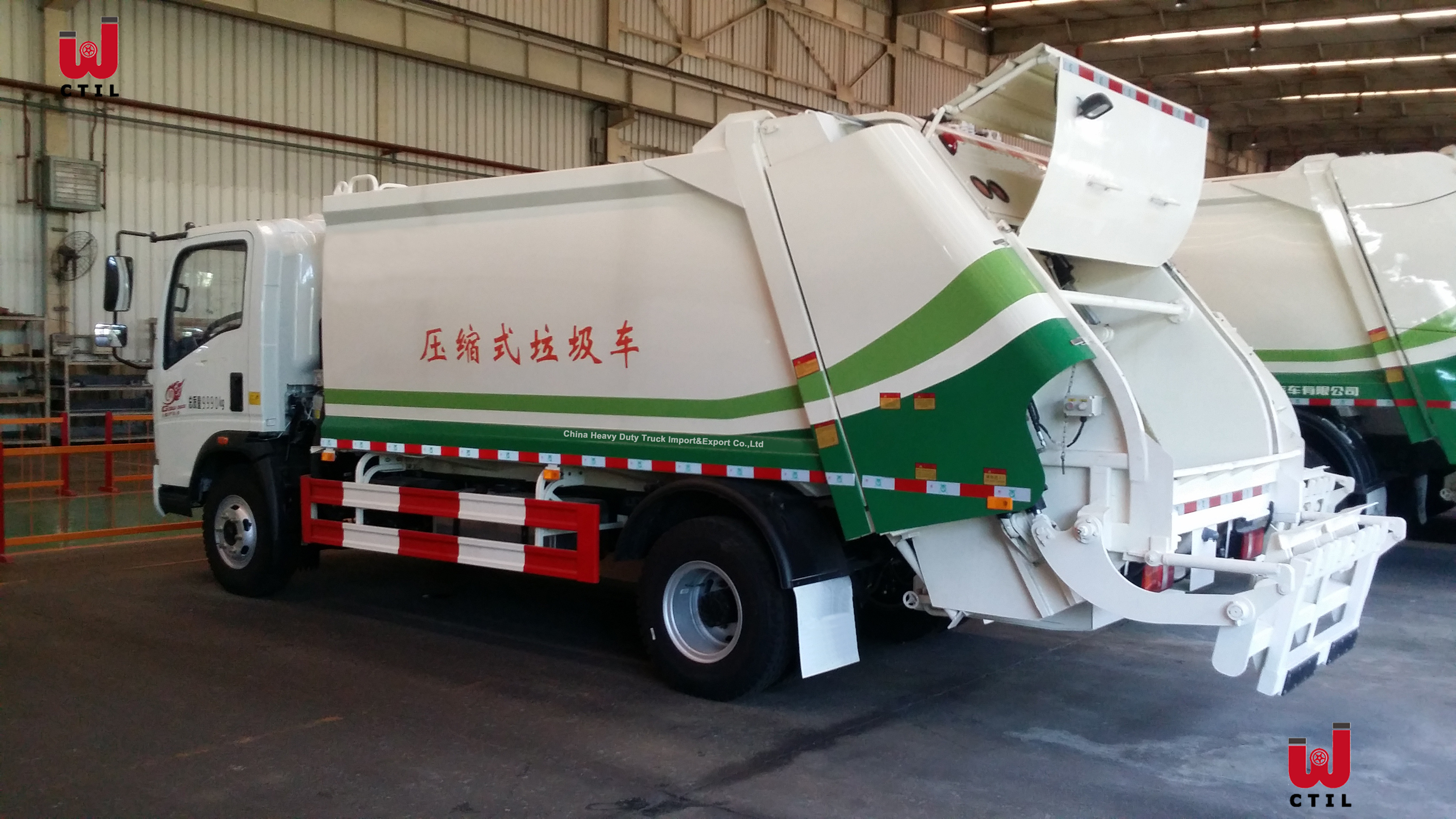 Sinotruk 12m3 Waste Management Trash Truck 4X2 Waste Removal Trucks