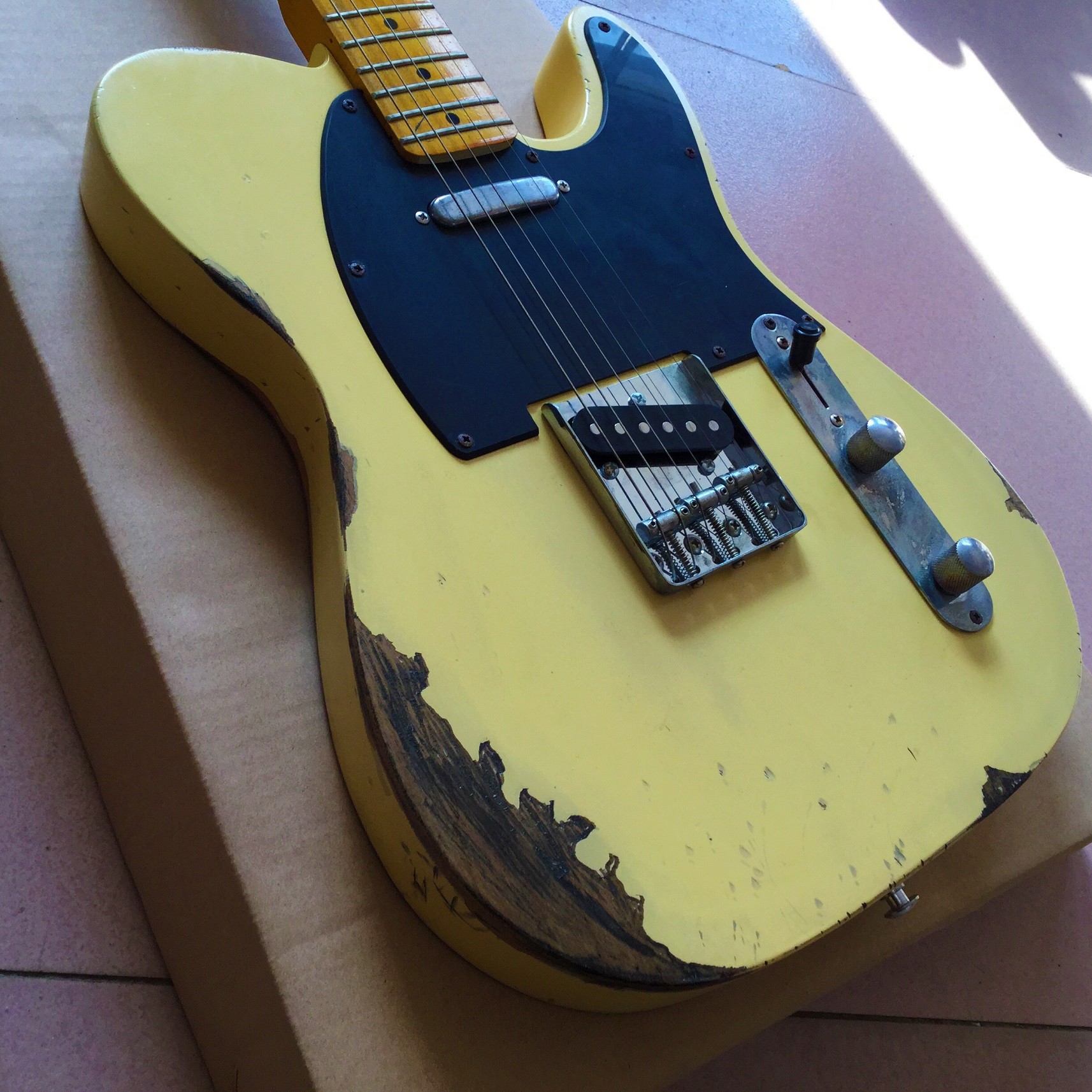 Custom Cream Color Handed Relic TELE Electric Guitar Customized Logo is Available