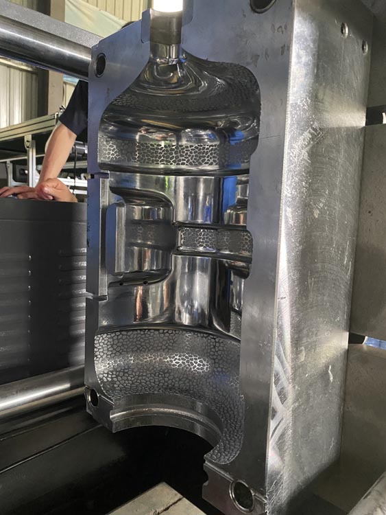 LGB-20L Superior Pet Bottle Automatic Bottle Making Machine with High Pressure Valve SMC