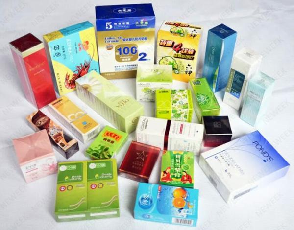 CE Standard Cellophane Film Packaging Machine / 3d Cellophane Film Wrapping