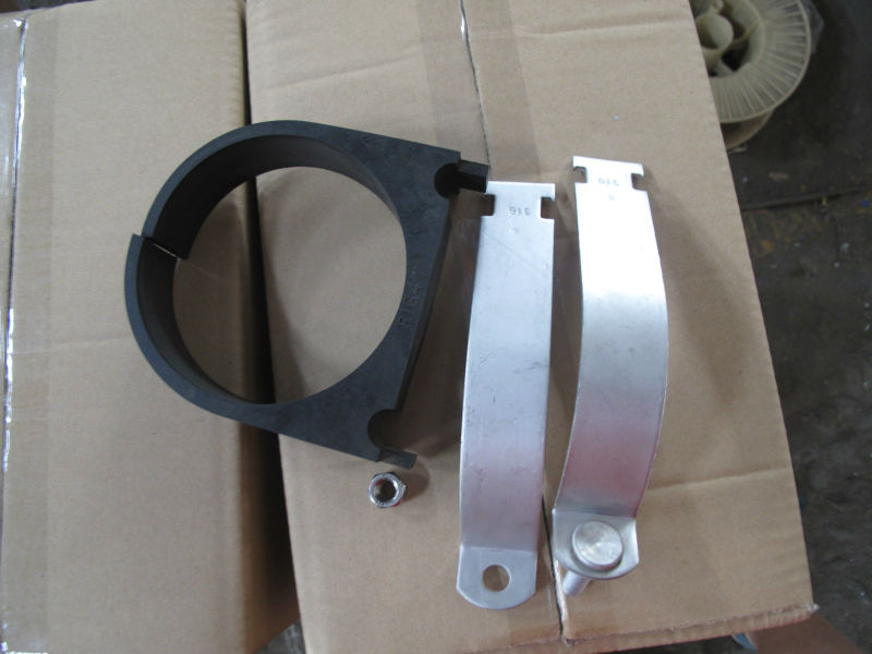 Copper Rubber Lined Pipe Clamps Galvanized Steel Wall Mount