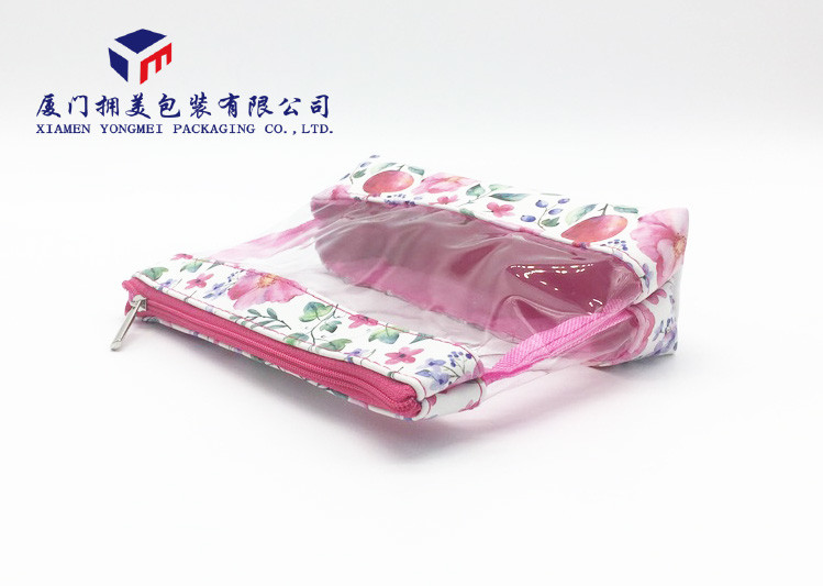 Leather Makeup Bag White PU Leather With Customized Printing Super Clear PVC Window