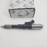 Diesel Fuel Injector 095000-1211/6156-11-3300 Suit for Komatsu PC600-8 PC750-8