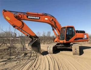 Quality good korea DH300-7/DX300LC-7 korea / original hydraulic chain excavator/dh300lc-7 used chain excavator wholesale