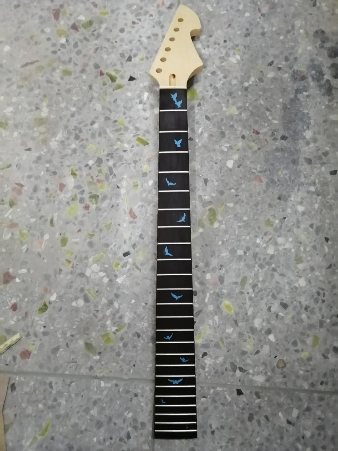 Custom Grand 22 Fret Roasted Maple Electric Guitar Neck for Handmade Tele Guitar Kits Gloss Finished with Bone Nut