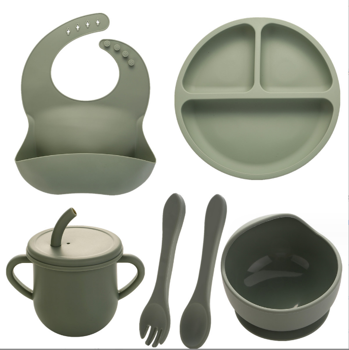 None Design Style Silicone Feeding Set Full Dinner Plate Bowl Cup Spoon Fork Spork for Infants