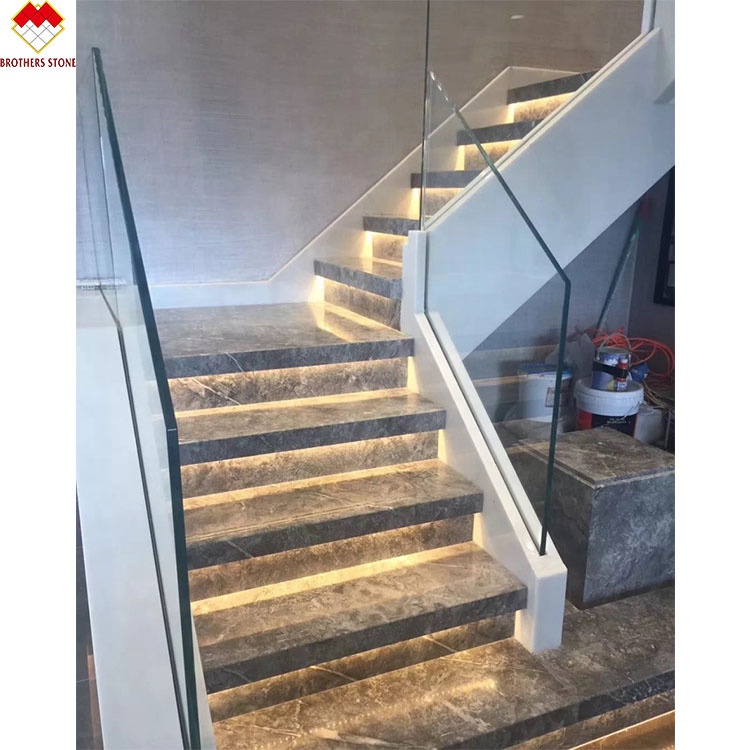 ODM/OEM 18mm Thickness European Design White Grey Grains Marble Carved Stair Treads and Risers