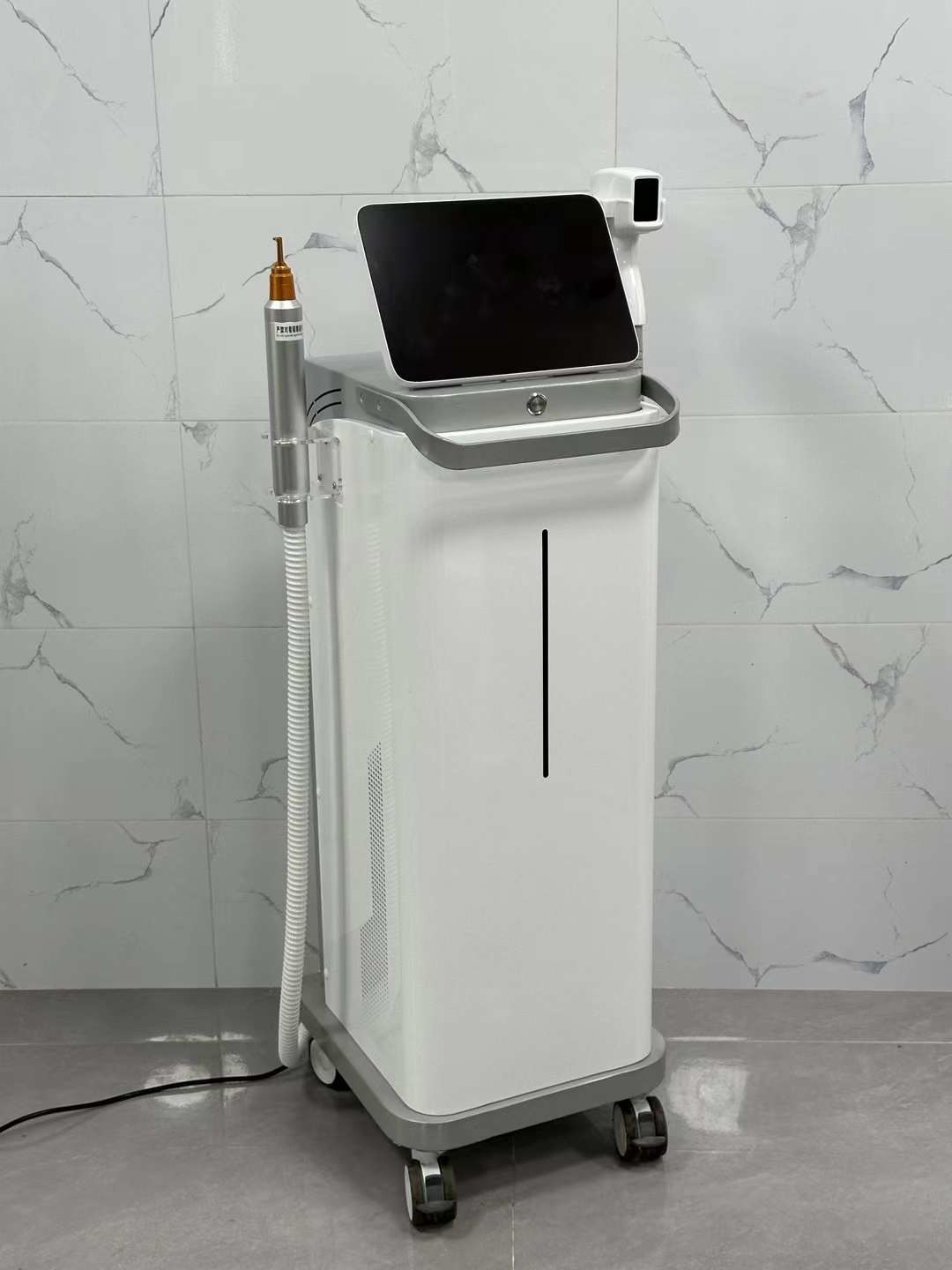 3 Wave Diode Laser Hair Removal Machine Permanent 755nm 808nm 1064nm