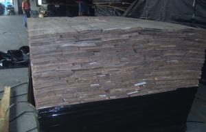 Quality Crown Cut Black Walnut Wood Veneer , Natural Wooden Veneer Sheets wholesale