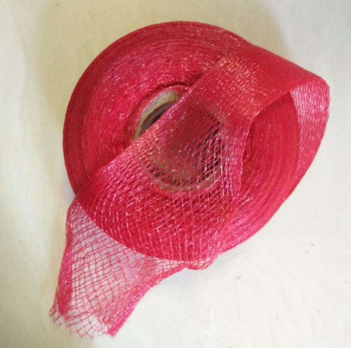 Yellow Knitted Tubular Mesh Vegetable Storage Bags Environment Friendly Finish
