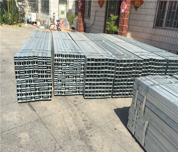 Stable Performance Galvanized Steel Tubing Square Sign Post Easy Installation