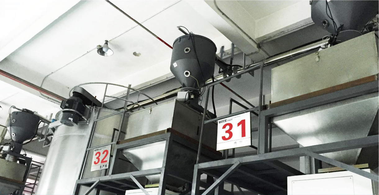 Plastic Resin Conveying Vacuum Hopper Loader For Plastic Pellets