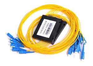 Quality Factory Price FTTH 1x8 Fiber Optical Splitter Cassette Outdoor Terminal Box wholesale