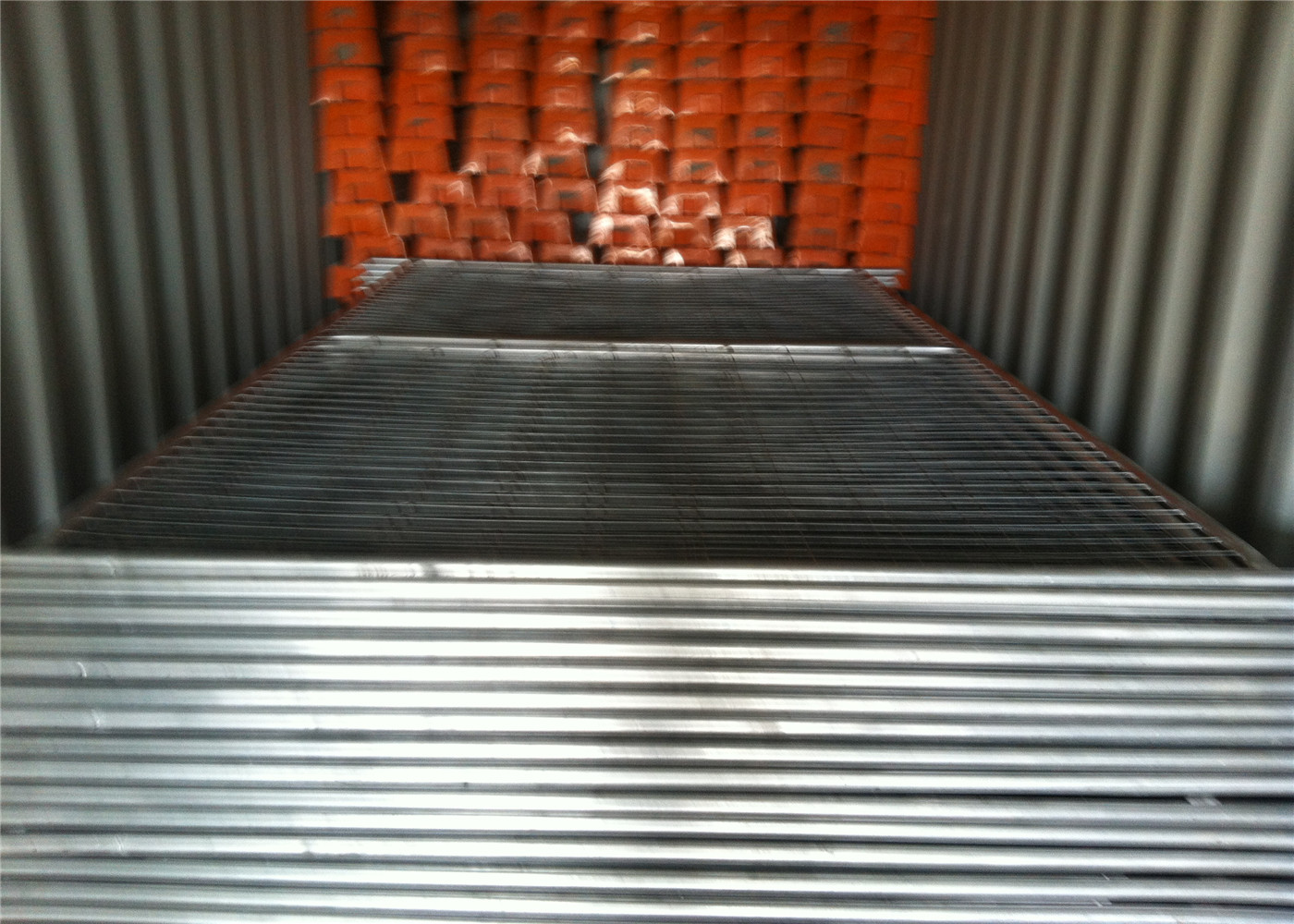 Chain Link Construction Fence , Construction Site Fencing 14 Microns Zinc Thickness