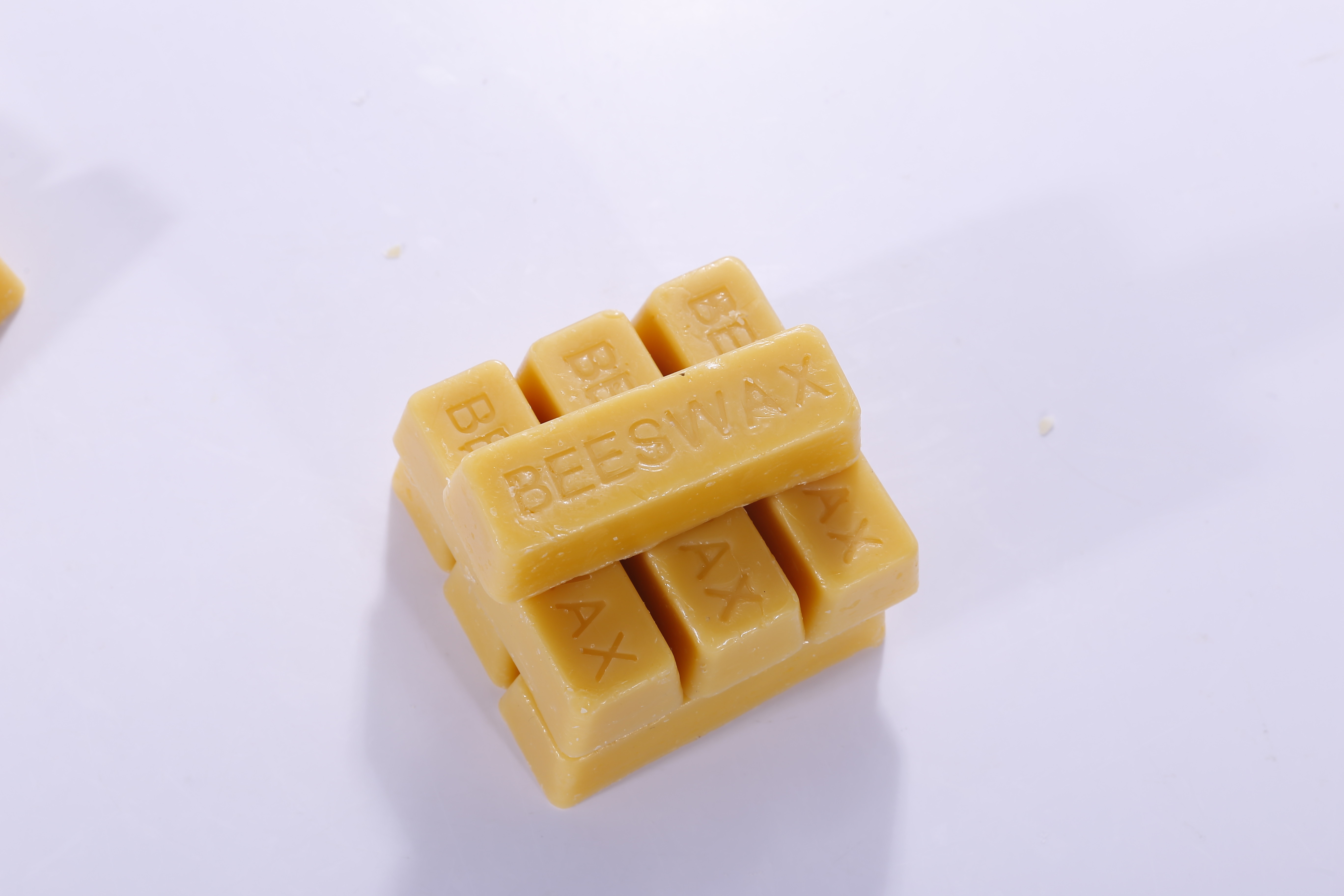 100% Pure Natural Yellow Beeswax Bars 28g Food Level
