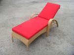 Resin Wicker Chaise Lounge , Foldable Cane Beach Lounge Chair