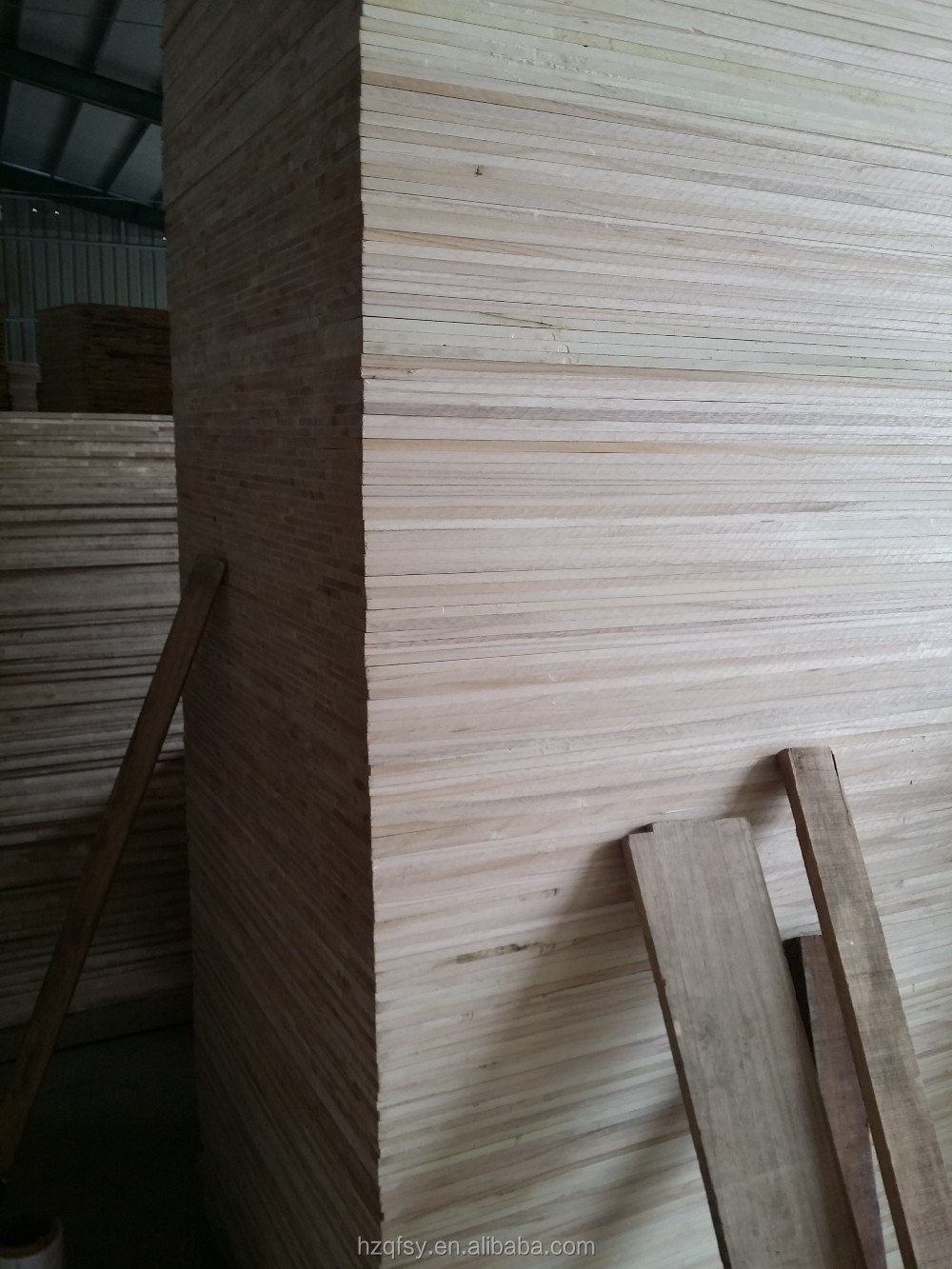 Pine Board Customizable Solid Pine Wood Board Natural or Bleached BC Grade