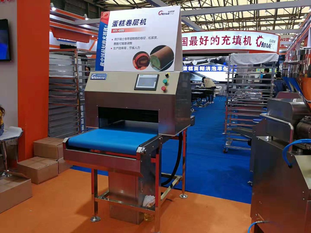 Full Automatic Snack Cookie Depositor Extruder Dough Making Machine