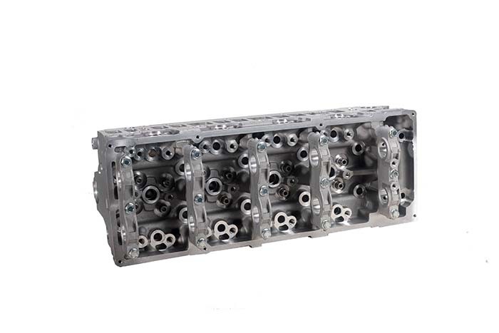 MITSUBISHI 4M41 Cylinder Head , Diesel Engine Spare Parts ME204200 ME204399