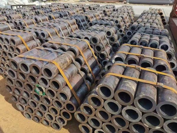Cheap White / Yellow / Green Round Steel Seamless Boiler Tube with Plain for sale
