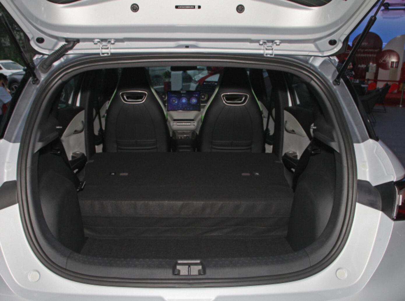 Max Speed 150km/h 2023 BYD Dolphin 405KM Freedom EV Car with Speed 0km and Battery Type Lithium Iron Phosphate Battery