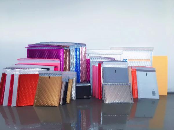 Colorful Metallic Bubble Mailer 10x16 For Packing Gifts Electronic Parts