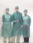 PP 22gsm Disposable Isolation Gown 115x127cm Elastic Cuff With Long Sleeve Gown