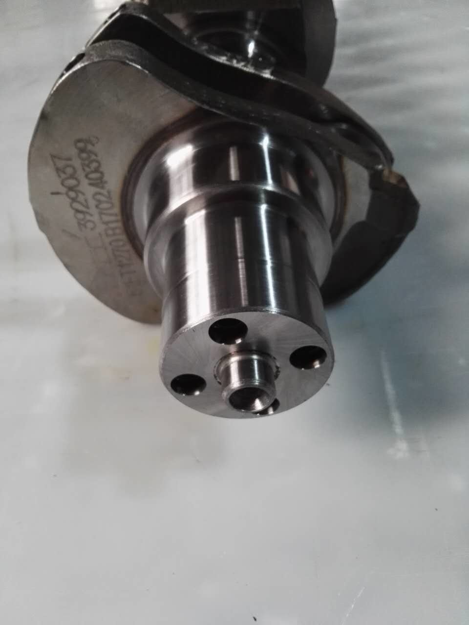 High Quality Manufacturer 3907804 3929037 6BT5.9 6D102 6BT Forged steel Crankshaft For Cummins Excavator Spare Parts