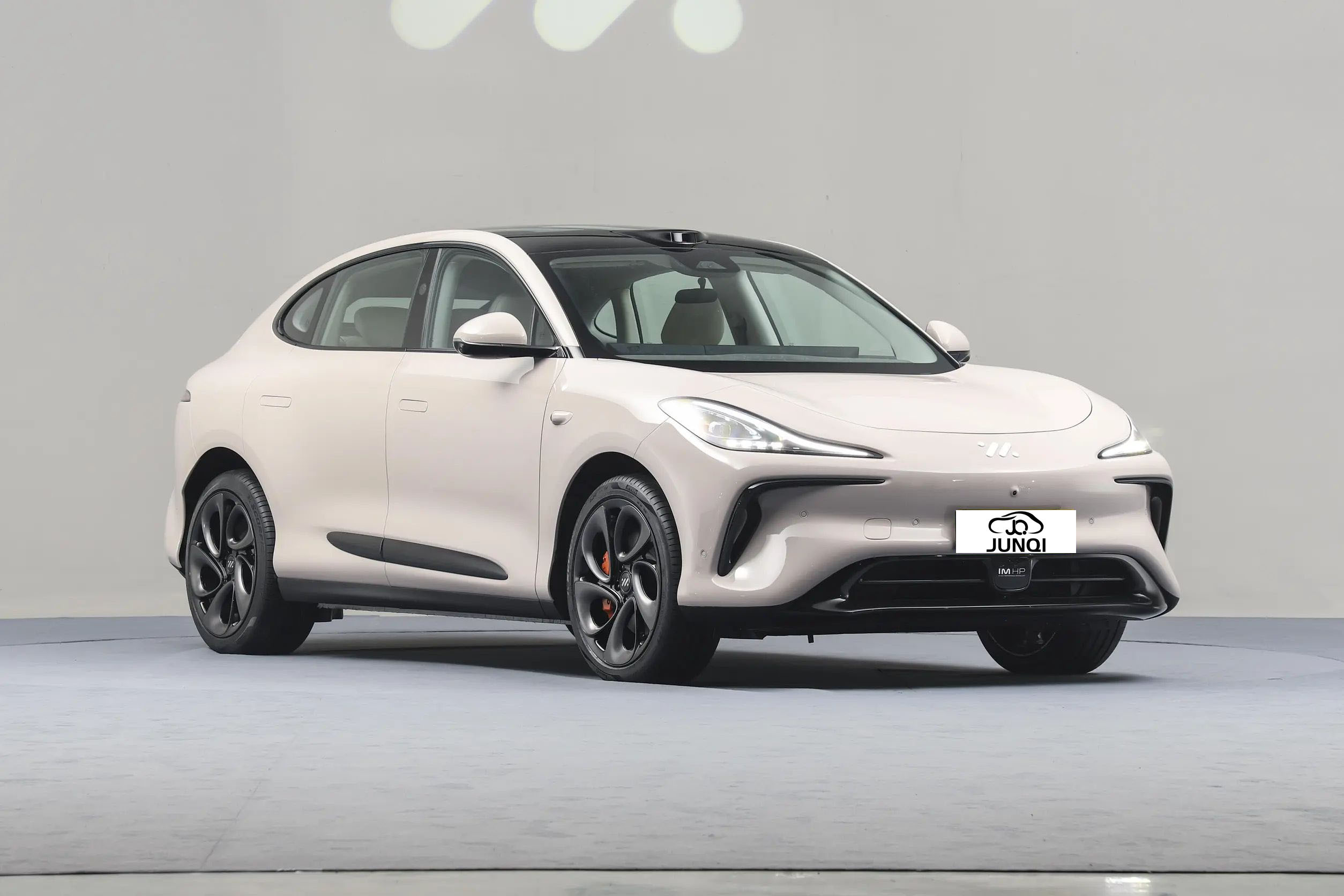 Discover The Sophisticated Zhiji LS6 Electric Car Zero-Emissions Luxury At Its Finest
