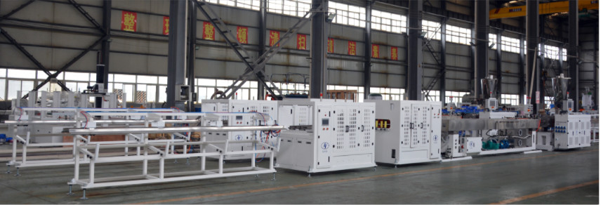 High Efficient 40-250mm PVC Water Drainage Sewage Pipe Line With HYPS90/28 Parallel Twin Screw Extruder With Motor 55kw Output 500kg/h