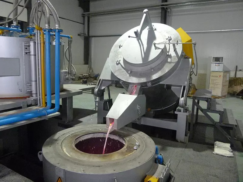±1C Temperature Accuracy Melting / Heat Treatment Aluminum Crucible Furnace with LED Display and LCD Display