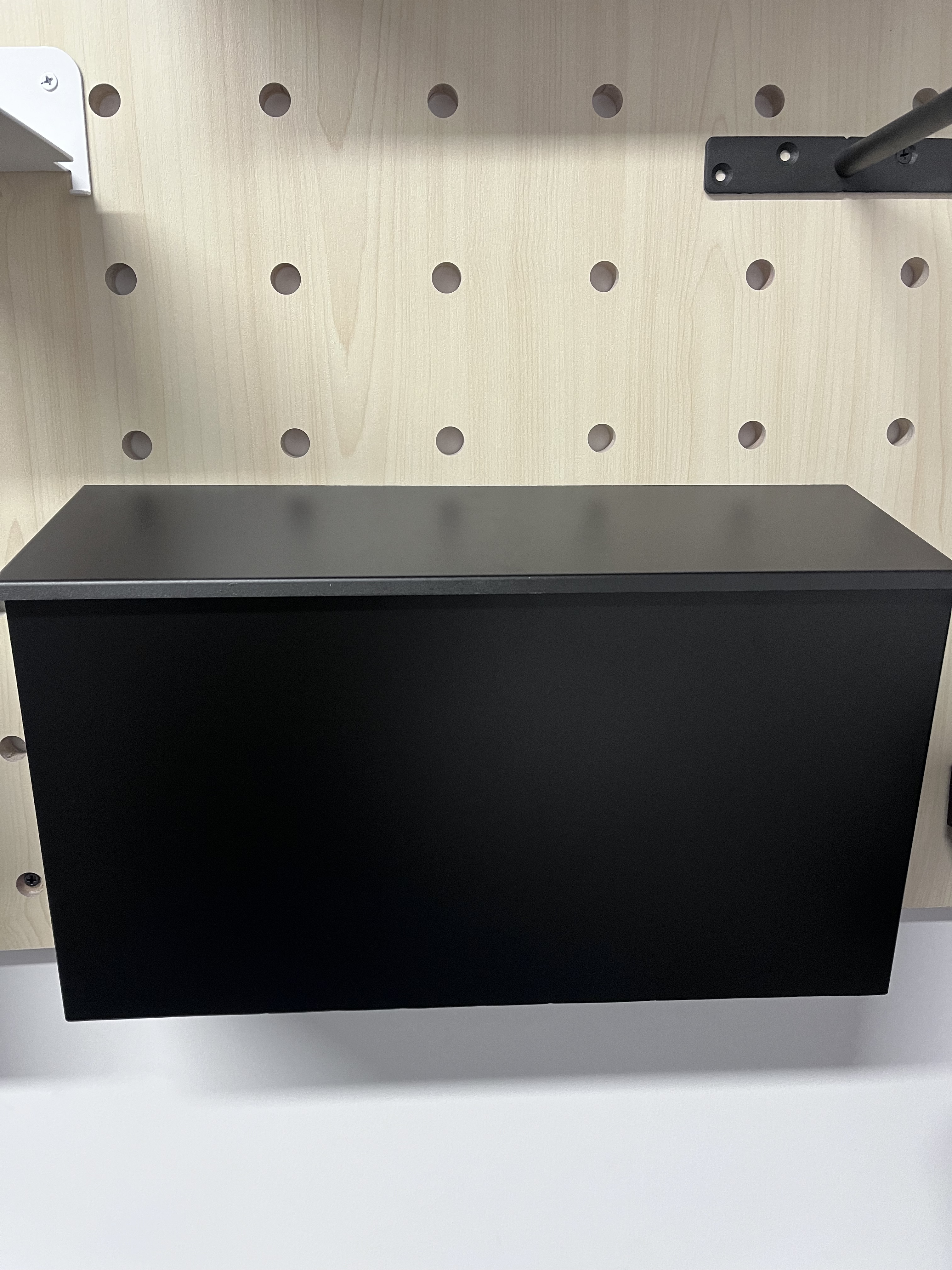Large Capacity Wall-Mount Mailbox Made of Galvanized Steel and Customized Logo Print