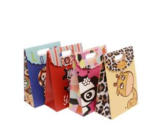 Quality Manufacture Cute gift packaging bags / gift bags 3 size availabe wholesale wholesale