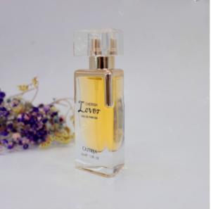 Quality Fashion Triangle Shape Transparent Hot Sale Perfume Bottle wholesale