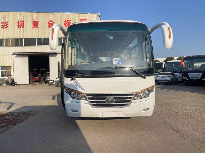7m 35 Seater Front Engine Used Coach Bus Manual Transmission Max Speed 71 90 km/h