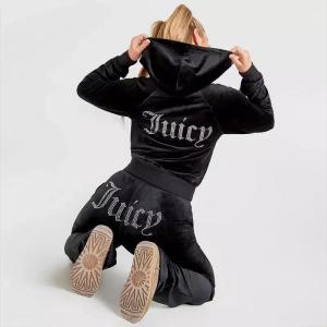 Quality Winter Wear Outfit Female Sweatsuit Set Street Wear Thick Cotton Rhinestone Velour Women Tracksuit wholesale